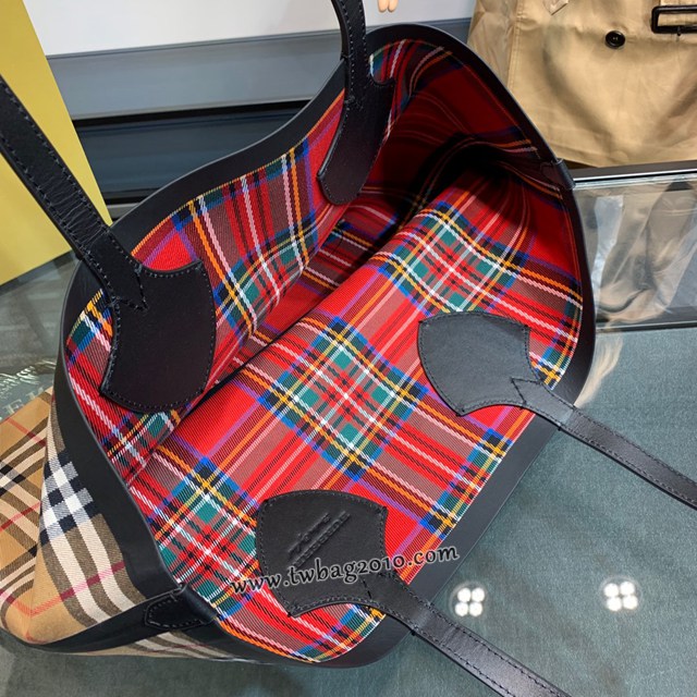 Burberry專門店新款帆布格紋圖案手提購物女包 巴寶莉雙面兩用托特包購物袋 yxb1351